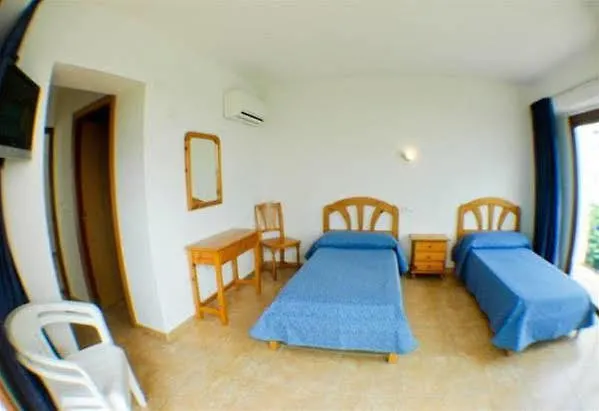 Hostal Residencia Nicolau Сан-Антонио-Абад Отель